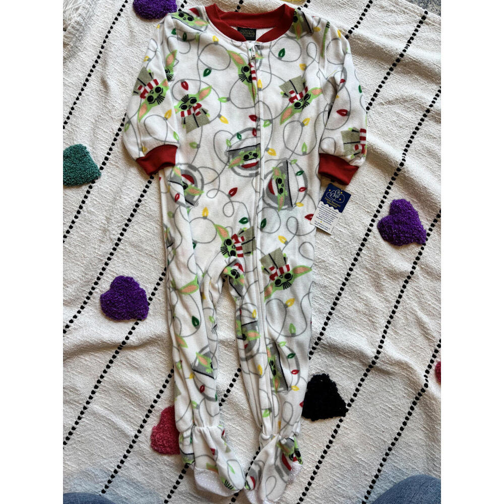 Star Wars The Mandalorian Fleece Footed Pajamas Christmas size 24 months‎ [COPY]